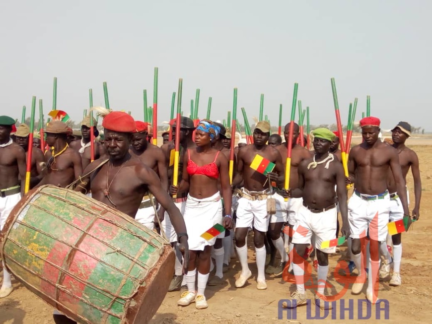Tchad : la population mobilisée à Bongor pour la visite du président. © Golmen Ali/Alwihda Info Tchad : la population mobilisée à Bongor pour la visite du président. © Golmen Ali/Alwihda Info