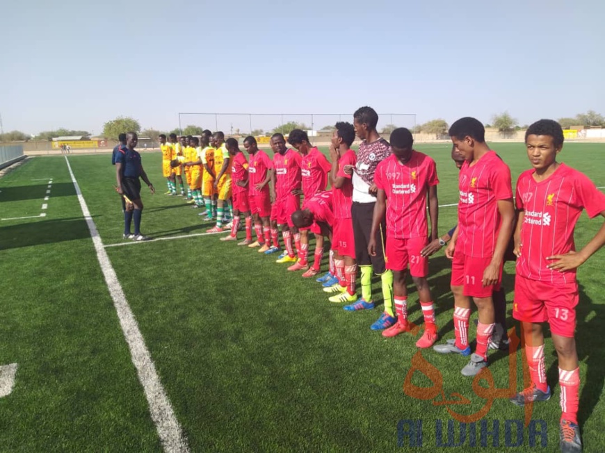 Tchad : premier match officiel sur gazon synthétique à Abéché. © Hamid Mahamat Issa/Alwihda Info