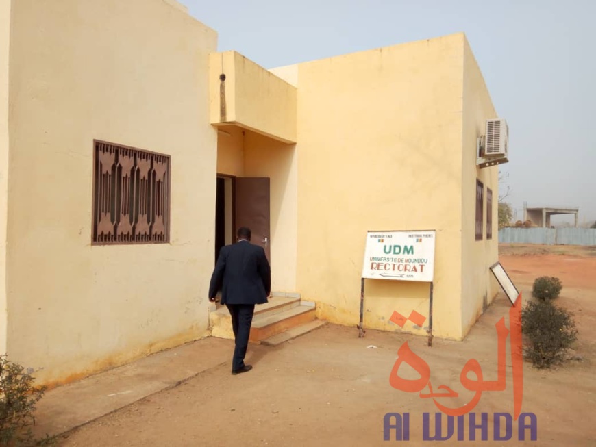 Tchad : l'Université de Moundou se penche sur la mise en oeuvre du LMD. © Golmen Ali/Alwihda Info Tchad : l'Université de Moundou se penche sur la mise en oeuvre du LMD. © Golmen Ali/Alwihda Info