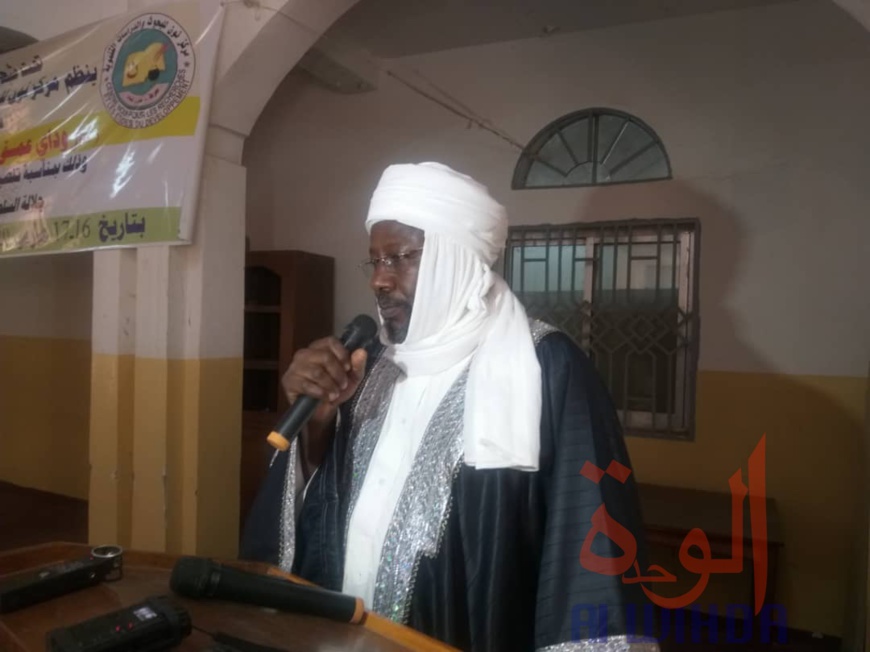 Tchad : une conférence-débat sur les perspectives d'avenir du Dar Ouaddaï. © Alwihda Info Tchad : une conférence-débat sur les perspectives d'avenir du Dar Ouaddaï. © Alwihda Info