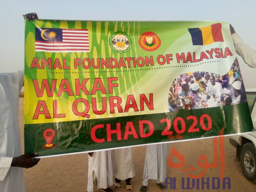 Tchad : des milliers de livres du Coran offerts à l'Est Tchad : des milliers de livres du Coran offerts à l'Est