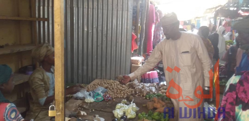 Tchad - Coronavirus : le maire d'Ati prend les devants. © Hassan Djidda Hassan/Alwihda Info Tchad - Coronavirus : le maire d'Ati prend les devants. © Hassan Djidda Hassan/Alwihda Info