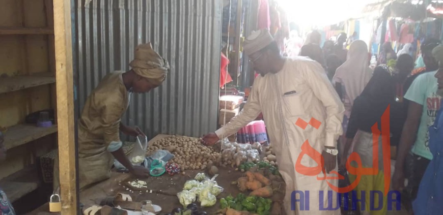 Tchad - Coronavirus : le maire d'Ati prend les devants. © Hassan Djidda Hassan/Alwihda Info Tchad - Coronavirus : le maire d'Ati prend les devants. © Hassan Djidda Hassan/Alwihda Info