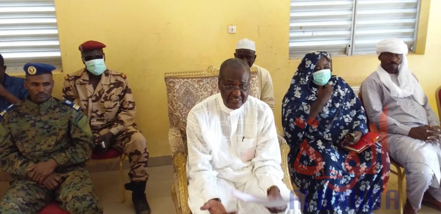 Le gouverneur de la province du Batha, Benaindo Tatola. © Hassan Djidda/Alwihda Info Le gouverneur de la province du Batha, Benaindo Tatola. © Hassan Djidda/Alwihda Info