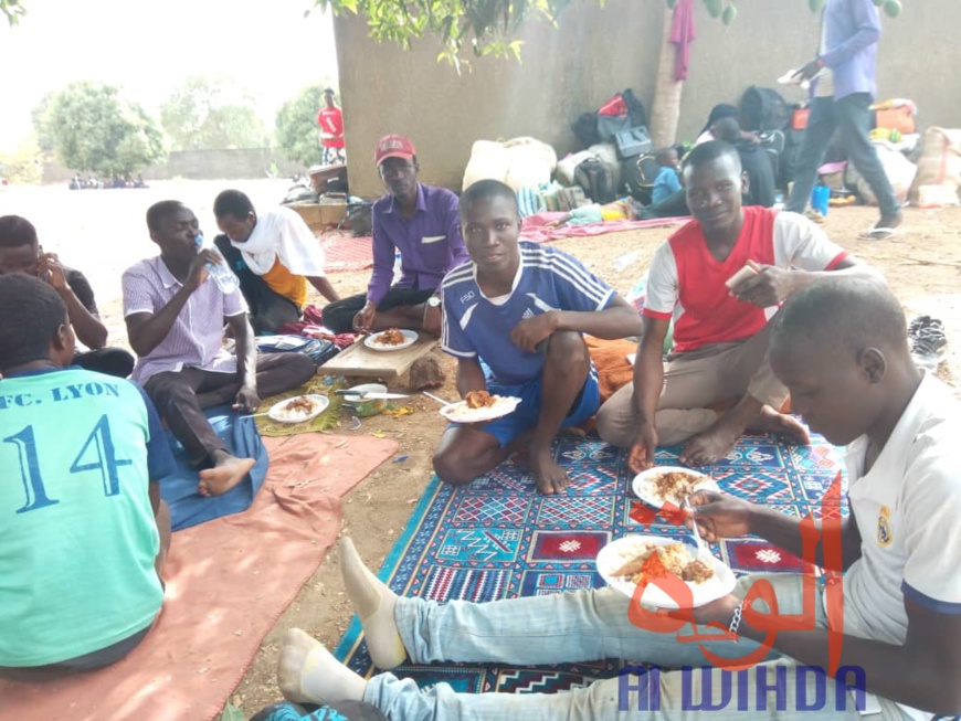 Tchad - Covid-19 : des conditions difficiles pour les étudiants confinés à Koutéré Tchad - Covid-19 : des conditions difficiles pour les étudiants confinés à Koutéré