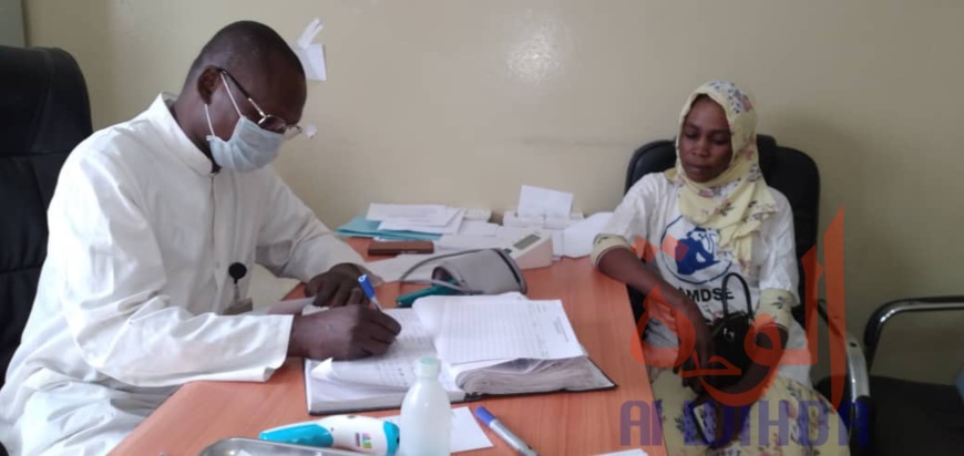 Tchad : des femmes donnent leur sang pour les soldats blessés. © Djibrine Haïdar/Alwihda Info