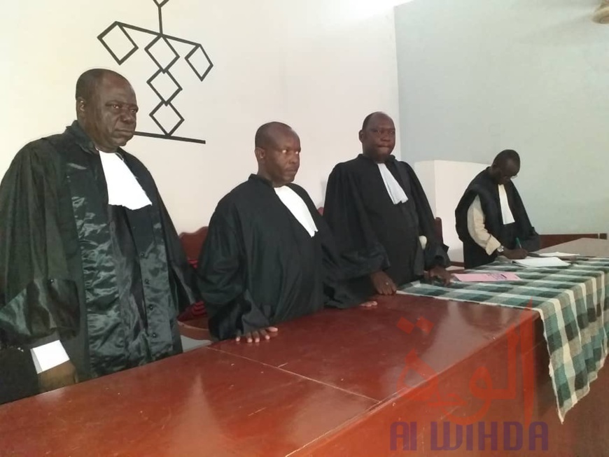 Tchad : le nouveau président du TGI de Kélo prend fonctions. © Denis Mbairemadji Axel/Alwihda Info Tchad : le nouveau président du TGI de Kélo prend fonctions. © Denis Mbairemadji Axel/Alwihda Info