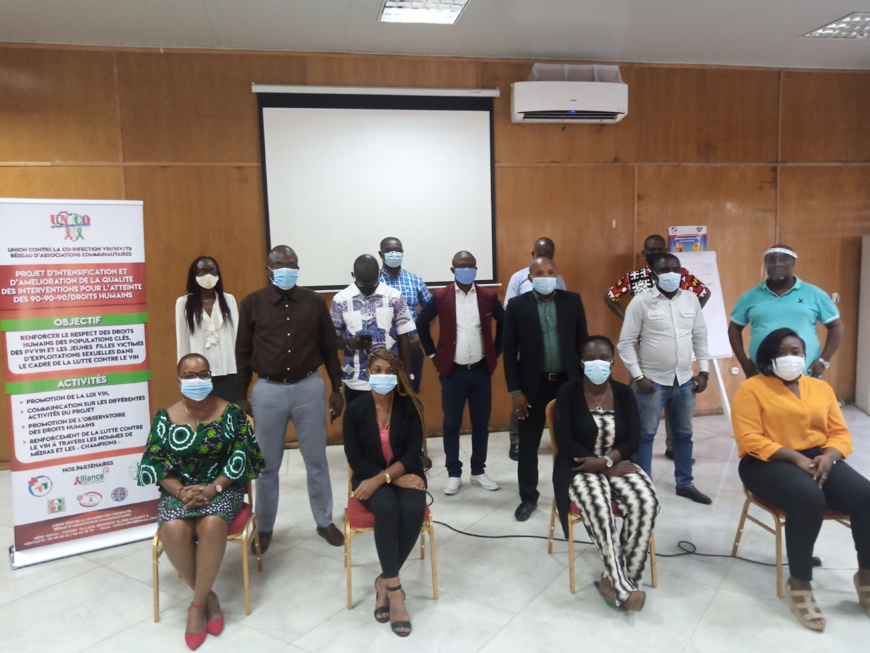 Côte d’Ivoire : Des journalistes instruits sur les droits des populations clés en matière de VIH/SIDA