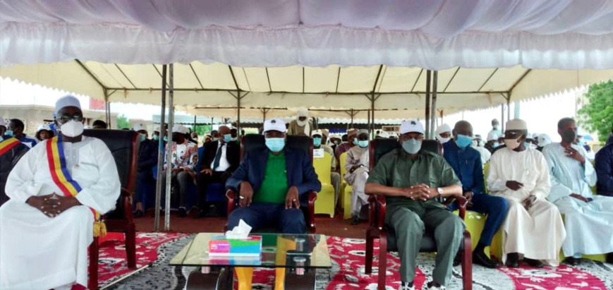 Tchad : la Semaine nationale de l'arbre lancée par le gouvernement. © Malick Mahamat/Alwihda Info Tchad : la Semaine nationale de l'arbre lancée par le gouvernement. © Malick Mahamat/Alwihda Info