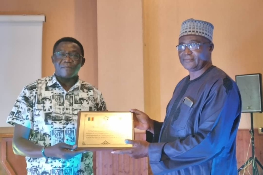 Tchad : l'ONAPE distingue UBA pour son engagement en faveur de la jeunesse Tchad : l'ONAPE distingue UBA pour son engagement en faveur de la jeunesse