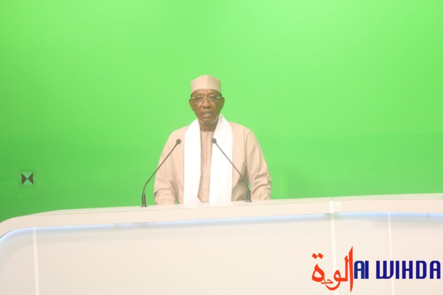 Idriss Deby : "arrêtez les tchadiens de vous faire la guerre intercommunautaire" Idriss Deby : "arrêtez les tchadiens de vous faire la guerre intercommunautaire"