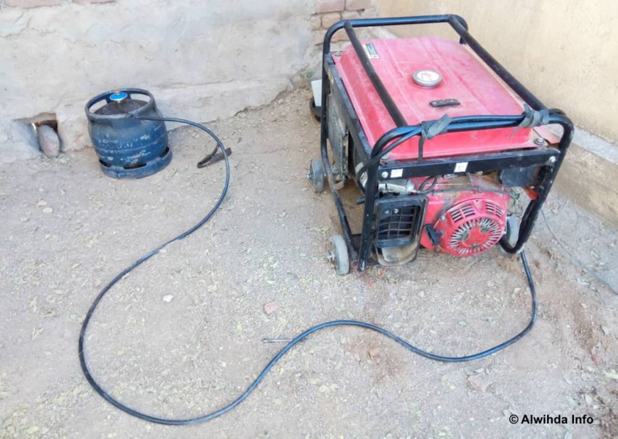 Un groupe électrogène fonctionnant au gaz butane à l'Est du Tchad. © Abba Issa/Alwihda Info