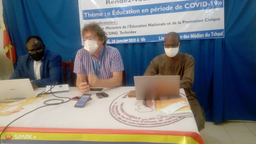Covid-19 : Le Tchad et ses partenaires à pied d'oeuvre face aux défis d'accès à l'éducation Covid-19 : Le Tchad et ses partenaires à pied d'oeuvre face aux défis d'accès à l'éducation
