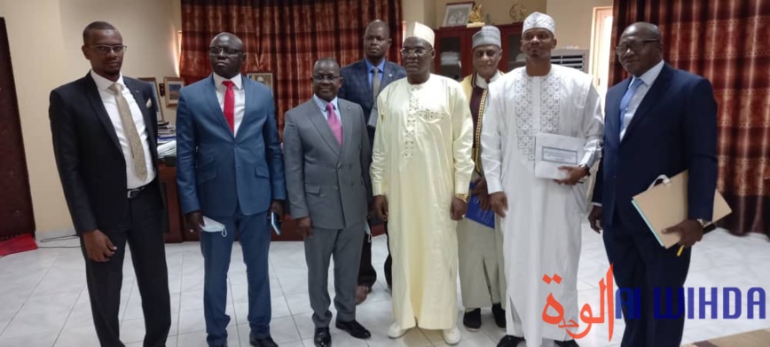 Le Tchad et la Centrafrique se penchent sur la coopération judiciaire Le Tchad et la Centrafrique se penchent sur la coopération judiciaire