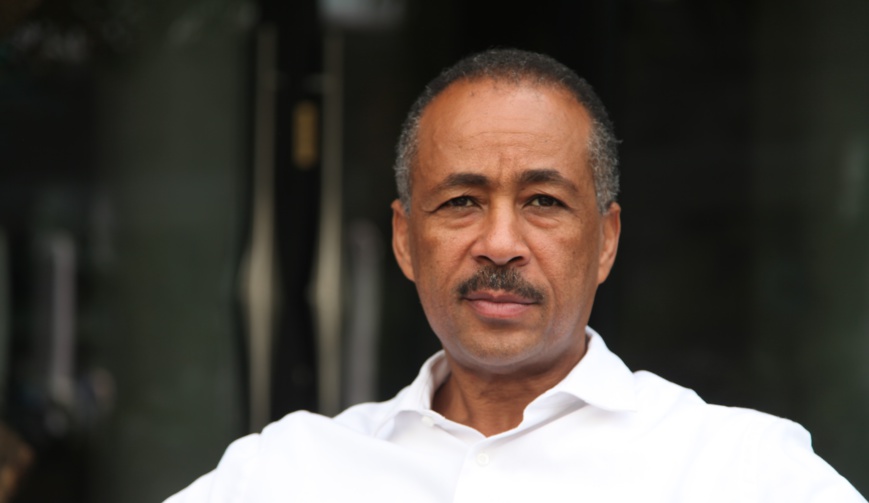 Avec les livraisons de vaccins à Accra, Abidjan, Abuja et Dakar, la course à l’équité est lancée Avec les livraisons de vaccins à Accra, Abidjan, Abuja et Dakar, la course à l’équité est lancée