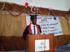 Tchad : 29 étudiants en droit public reçoivent leur parchemin à Abéché Tchad : 29 étudiants en droit public reçoivent leur parchemin à Abéché