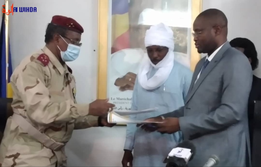 Tchad : le ministre Mahamat Lazina prend ses fonctions