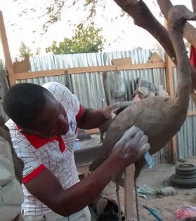 تشاد:المقاولة كمخرج الطوارئ للخريجين الشباب العاطلين عن العمل تشاد:المقاولة كمخرج الطوارئ للخريجين الشباب العاطلين عن العمل