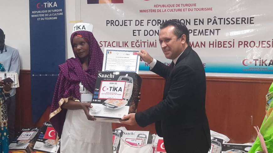 Tchad : la Tika forme 25 femmes en techniques de pâtisserie Tchad : la Tika forme 25 femmes en techniques de pâtisserie