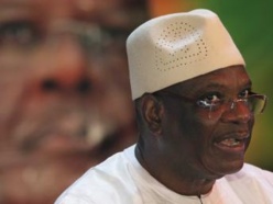 Ibrahim Boubacar Keïta lors de sa conférence de presse, à Bamako, le 4 août 2013. REUTERS/Joe Penney