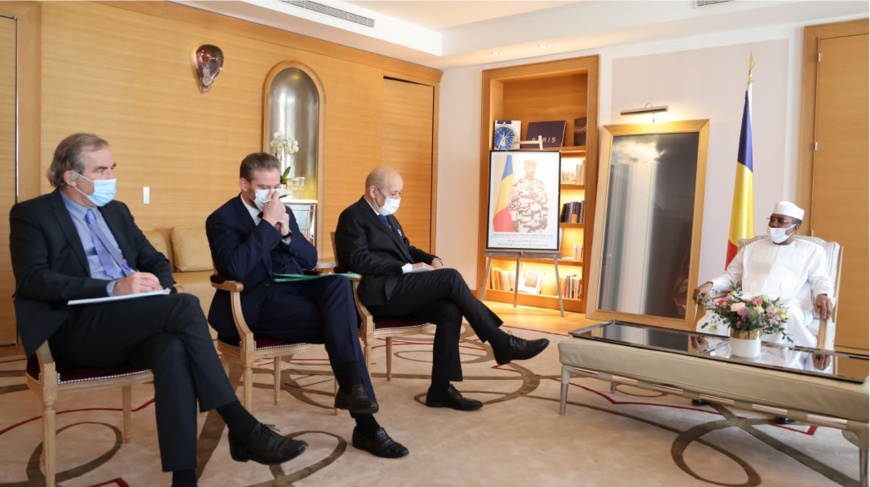 Tchad-France : entretien entre Mahamat Idriss Deby et Jean-Yves Le Drian à Paris
