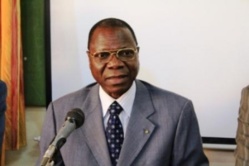 Le Premier ministre, Kalzeubet Pahimi Deubet.