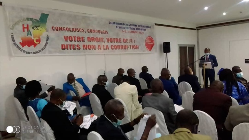 Les administrateurs, au cours de l'atelier de sensibilisation