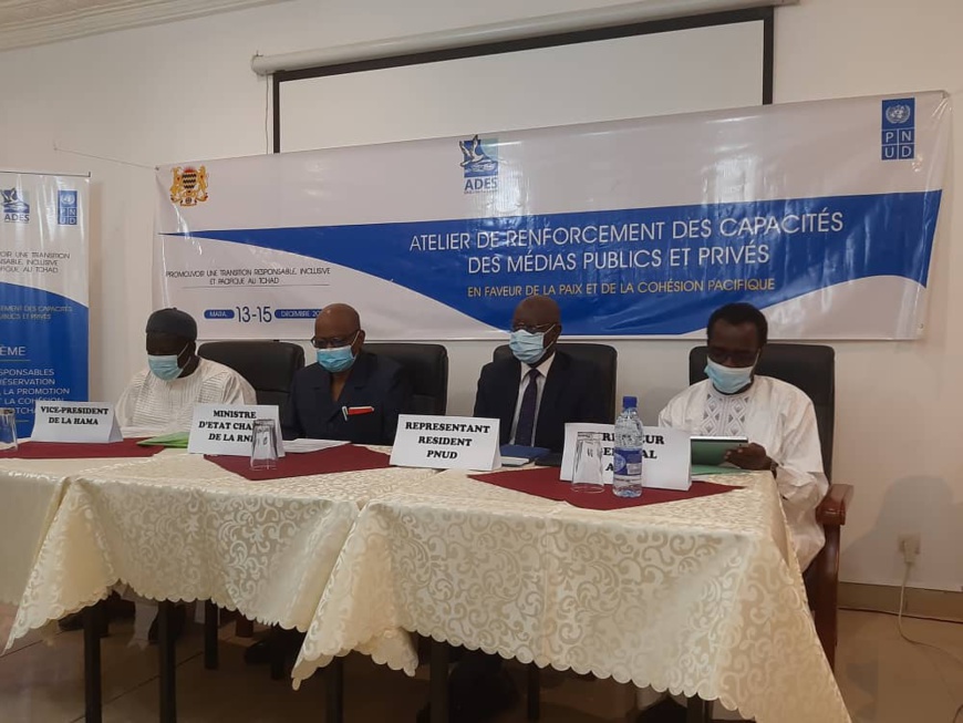 Tchad : les journalistes encouragés à "sécuriser le fragile tissu social" Tchad : les journalistes encouragés à "sécuriser le fragile tissu social"