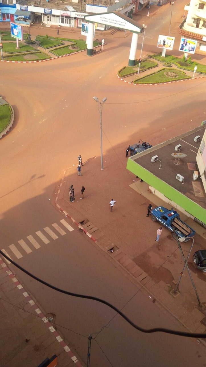 Les rues de Bangui vides. Crédit photo : @NKG_56 Les rues de Bangui vides. Crédit photo : @NKG_56