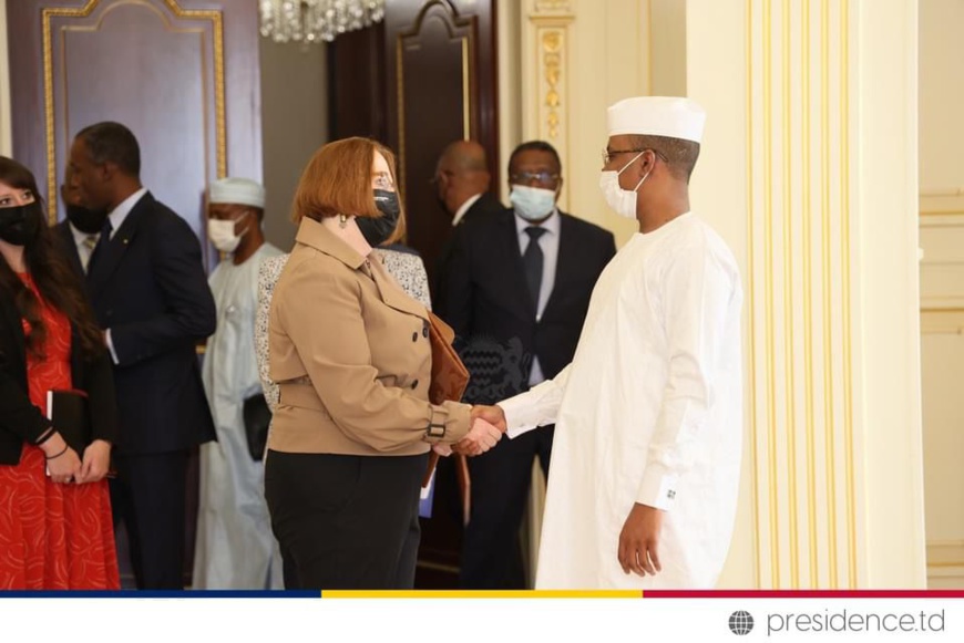 Tchad : le président du CMT reçoit la secrétaire d’Etat adjointe américaine