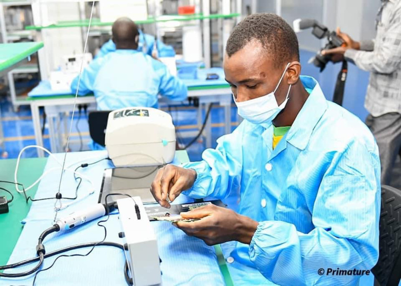 Burkina Faso : une usine d’assemblage d'ordinateurs et téléphones Burkina Faso : une usine d’assemblage d'ordinateurs et téléphones