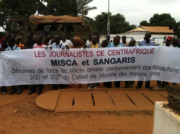 Marche des journalistes centrafricains ce matin à Bangui. Diaspora Media Marche des journalistes centrafricains ce matin à Bangui. Diaspora Media