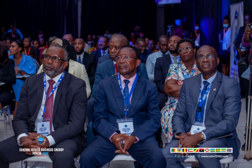 Simon Pierre Omgba Mbida : « l’Afrique centrale ambitionne de créer son premier gazoduc » Simon Pierre Omgba Mbida : « l’Afrique centrale ambitionne de créer son premier gazoduc »