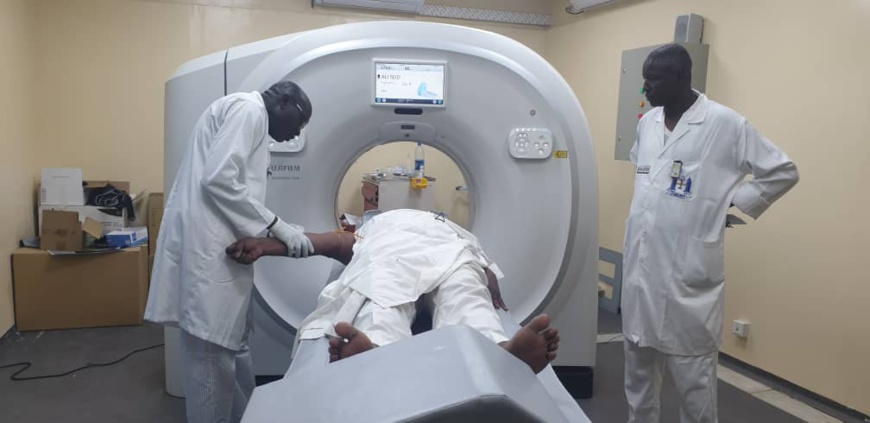 Tchad : le gouvernement appuie trois structures sanitaires avec des nouveaux scanners