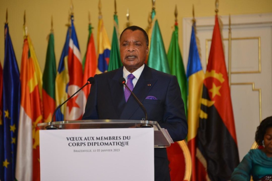Denis Sassou N'Guesso répondant au corps diplomatique.
