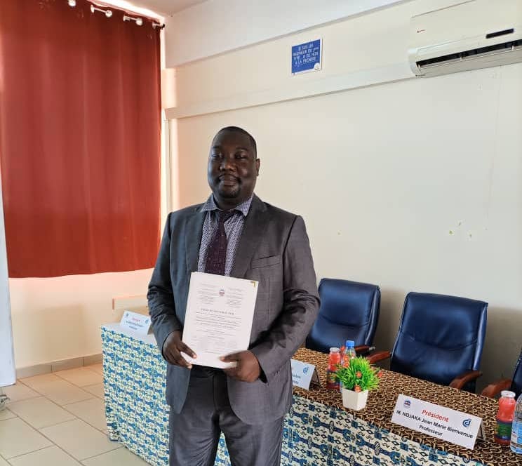 La promotion des énergies renouvelables pour réduire l'impact environnemental au Tchad au centre d'une thèse