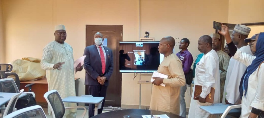 Tchad : l'OMS finance la réhabilitation de la salle multimédia du ministère de la Santé