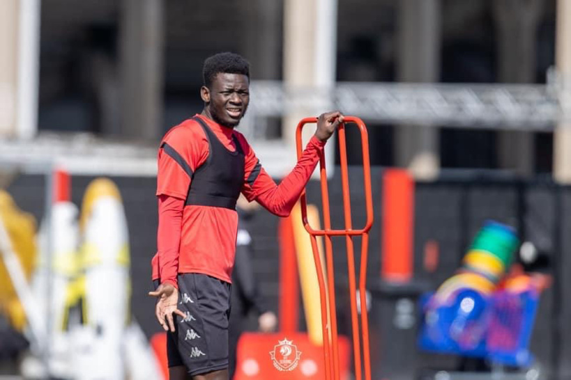 Le footballeur tchadien Marius annonce son départ du RFC Seraing