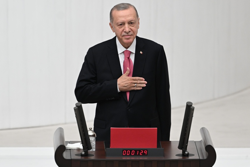 Nouveau gouvernement en Turquie : Erdogan remplace tous les ministres clés Nouveau gouvernement en Turquie : Erdogan remplace tous les ministres clés