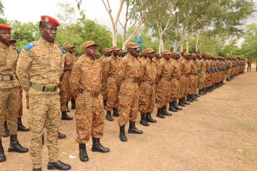 Burkina Faso : L'armée dément des mouvements d'humeur dans des casernes militaires Burkina Faso : L'armée dément des mouvements d'humeur dans des casernes militaires