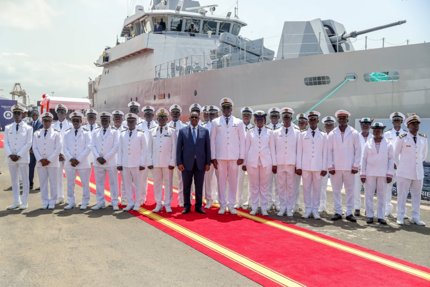 Sénégal : Le président Macky Sall réceptionne le premier patrouilleur lance-missiles du pays