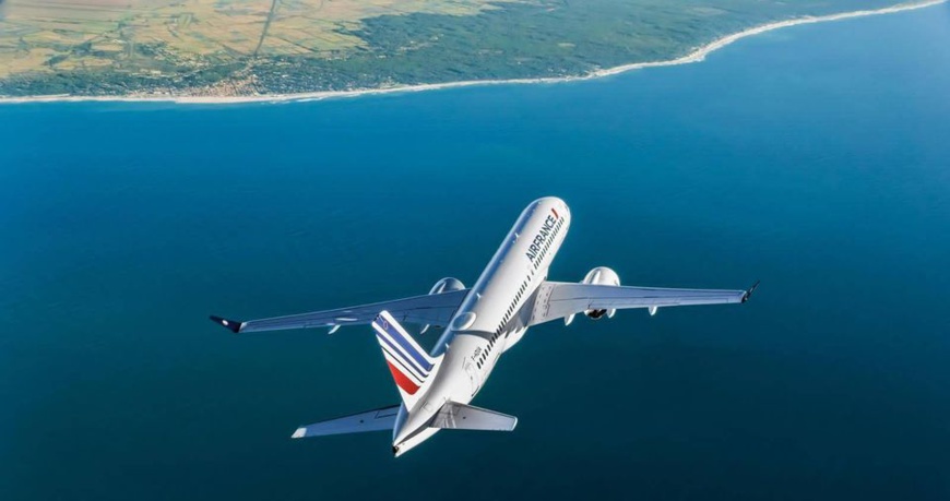 Air France prolonge la suspension de ses vols vers des pays d’Afrique de l’Ouest Air France prolonge la suspension de ses vols vers des pays d’Afrique de l’Ouest