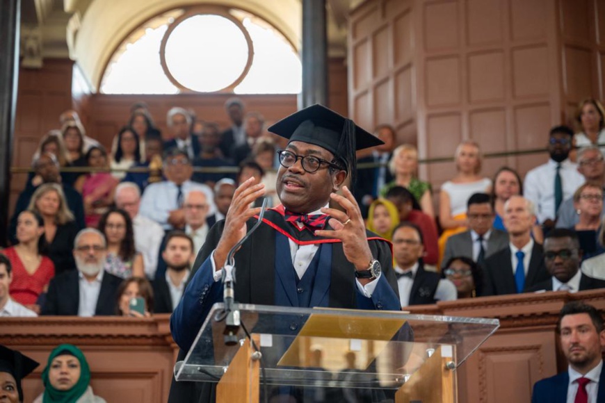 Afrique : le président de la BAD appelle les diplômés d’Oxford à être des acteurs du changement Afrique : le président de la BAD appelle les diplômés d’Oxford à être des acteurs du changement