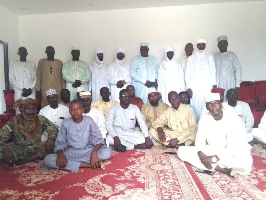 Tchad : des ex-politico-militaires promeuvent la paix dans le Ouaddaï Tchad : des ex-politico-militaires promeuvent la paix dans le Ouaddaï