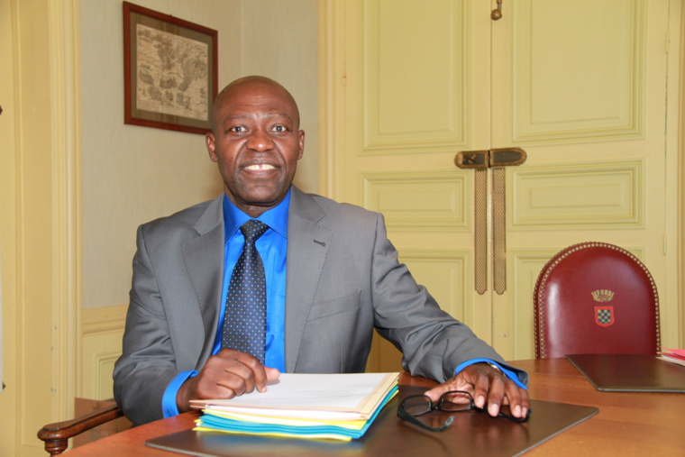 Avant-Proposition de Constitution Centrafricaine : Les propositions de Wabaï Yanga Kanda Avant-Proposition de Constitution Centrafricaine : Les propositions de Wabaï Yanga Kanda