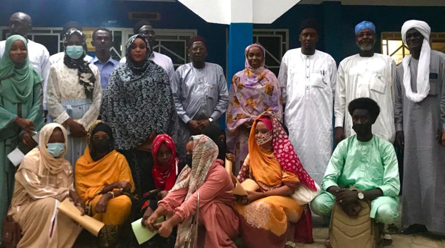 Enseignement : la ministre des Transports encourage des étudiants avec des bourses de l'Université HEC Tchad Enseignement : la ministre des Transports encourage des étudiants avec des bourses de l'Université HEC Tchad