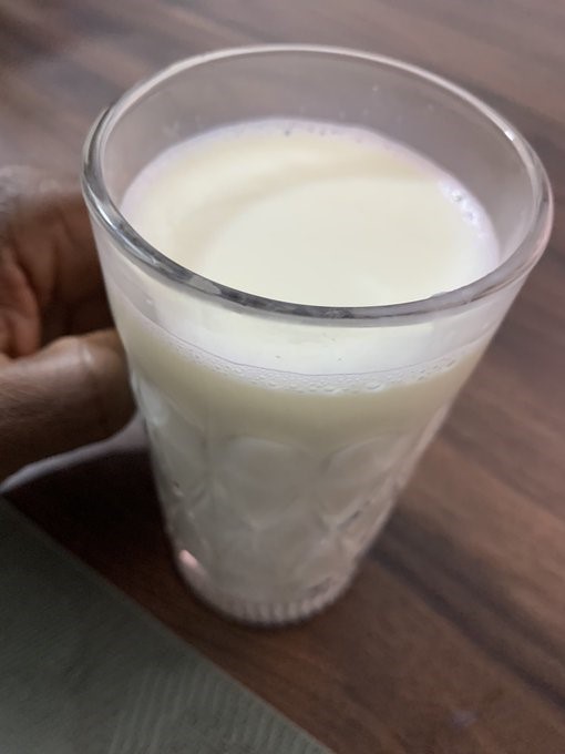 Niger: Depuis Niamey, Guillaume Soro déguste le lait de chamelle