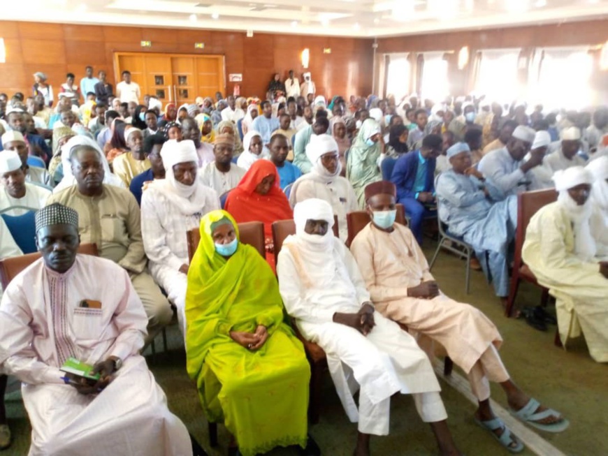 Tchad / Referendum constitutionnel : Le SGG déploie une délégation d'experts à Abeché Tchad / Referendum constitutionnel : Le SGG déploie une délégation d'experts à Abeché