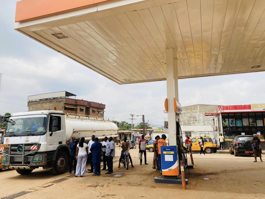 Cameroun : face aux tensions d’approvisionnement en carburant, alerte contre les spéculateurs Cameroun : face aux tensions d’approvisionnement en carburant, alerte contre les spéculateurs