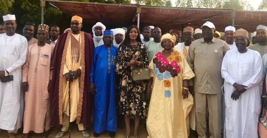 Tchad : Amina Priscille Longoh encourage le retrait des cartes d'électeurs à N'Djamena Tchad : Amina Priscille Longoh encourage le retrait des cartes d'électeurs à N'Djamena